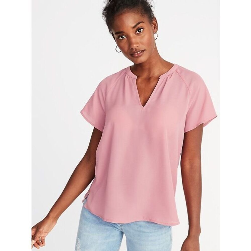 Womens Old Navy Relaxed Split Neck Top Blouse in Mauving On Up - Sz L